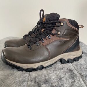 Columbia Men's Newton Ridge Plus Il Waterproof Hiking Shoe Cordovan Brown 8